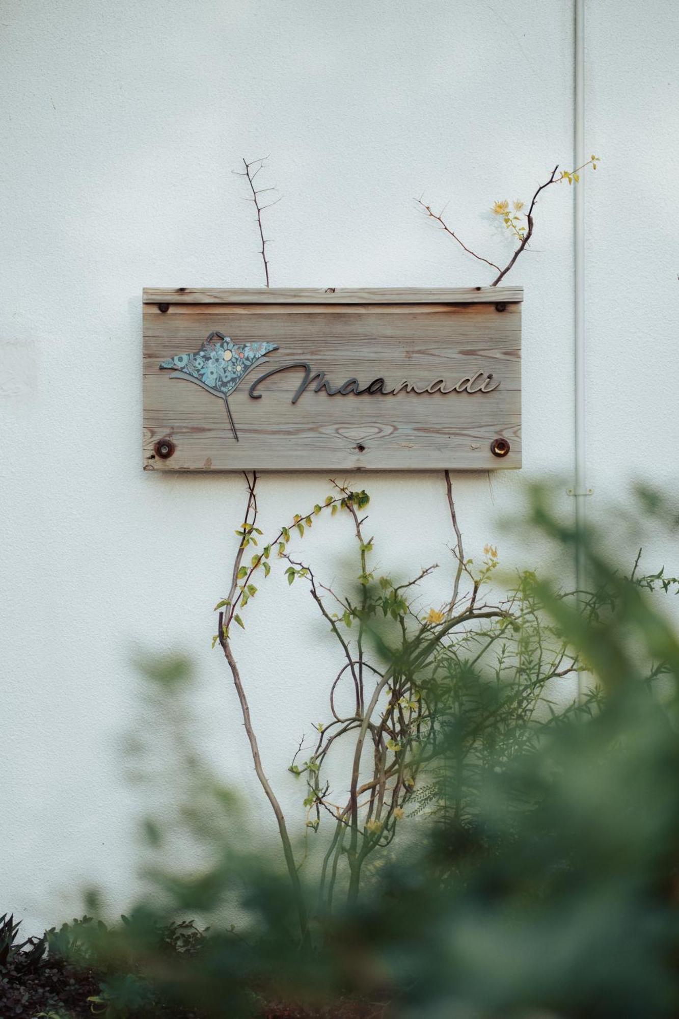 Maamadi Boutique Hotel остров Маафуши Екстериор снимка