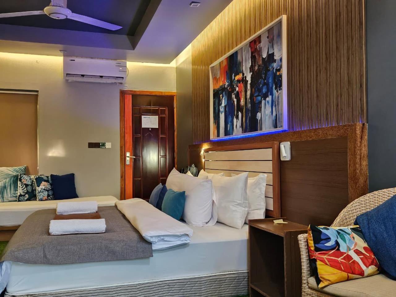 Maamadi Boutique Hotel остров Маафуши Екстериор снимка
